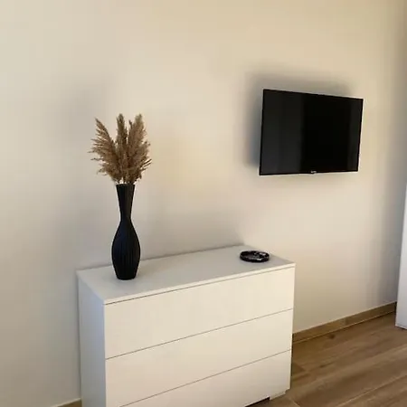 Soleluna House - Centro Con Wifi E Balcone * Lecce